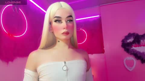 Snapshot of irina_lechera_ chatting on January 18, 2025, 10:06 pm Irina online show from January 18, 2025, 10:06 pm