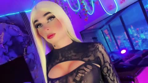 Snapshot of irina_lechera_ chatting on September 13, 2025, 7:24 pm Irina online show from September 13, 2025, 7:24 pm