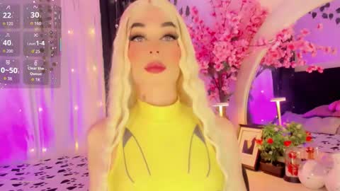 Snapshot of irina_lechera_ chatting on December 13, 2025, 8:04 pm Irina online show from December 13, 2025, 8:04 pm