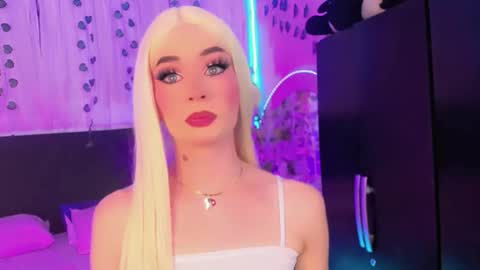 Irina online show from April 16, 2026, 8:09 pm