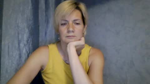 irinaa x online show from July 19, 2026, 8:56 pm