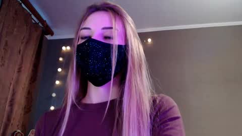 Lily online show from January 8, 2026, 1:35 pm