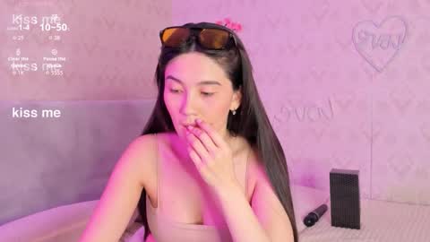 iris on cam online show from October 8, 2025, 8:39 pm