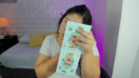 Snapshot of iris_torrez chatting on May 4, 2026, 12:23 pm Iris online show from May 4, 2026, 12:23 pm