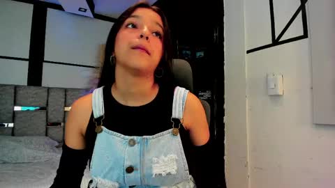 Snapshot of irisfyre chatting on May 22, 2026, 12:44 pm Iris Fyre online show from May 22, 2026, 12:44 pm