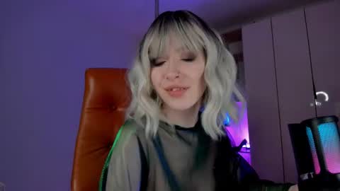 Snapshot of irisice chatting on June 10, 2026, 8:08 pm Miss Iris Fansly Miss Iris new inst. online show from June 10, 2026, 8:08 pm