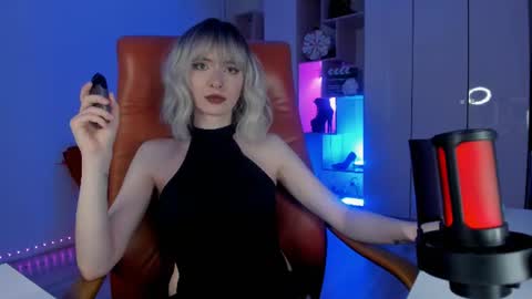 Snapshot of irisice chatting on June 23, 2026, 3:54 pm Miss Iris Fansly Miss Iris new inst. online show from June 23, 2026, 3:54 pm