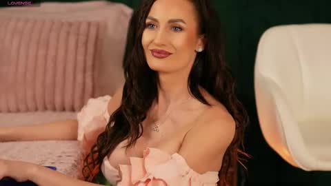 Maria online show from October 17, 2025, 12:01 am