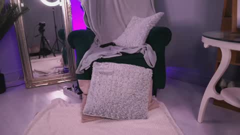 Snapshot of irisreynolds chatting on December 22, 2024, 9:20 pm Maria online show from December 22, 2024, 9:20 pm