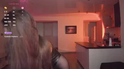 Snapshot of irisskiss chatting on July 3, 2026, 8:15 pm irisskiss online show from July 3, 2026, 8:15 pm
