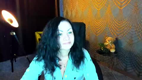 Iris online show from May 22, 2026, 11:38 am
