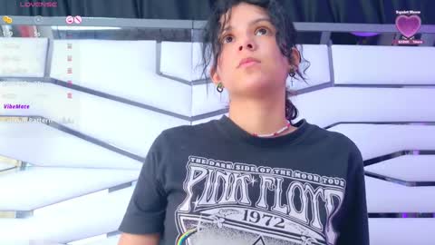 Iris online show from March 3, 2025, 5:29 pm