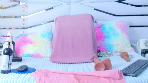 Iris online show from March 8, 2025, 2:30 pm