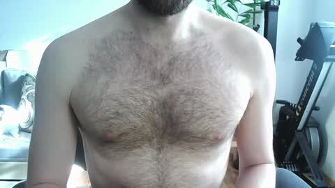 Irndke online show from October 26, 2025, 9:04 am