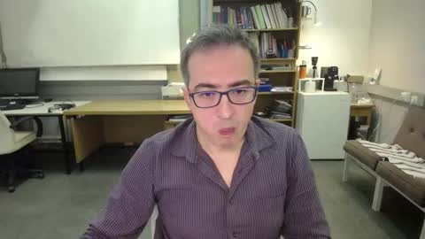 Snapshot of ironchrome chatting on October 27, 2025, 7:23 am IronChrome online show from October 27, 2025, 7:23 am