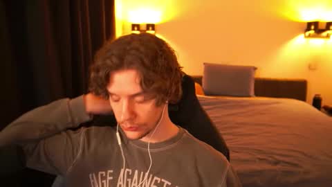 Sam online show from February 23, 2026, 10:29 pm