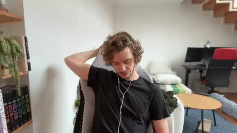 Sam online show from June 14, 2026, 10:39 am