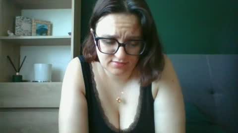 Paris online show from July 2, 2026, 5:35 am