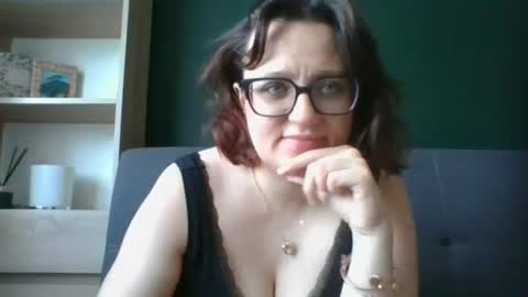 Paris online show from July 8, 2026, 5:23 am