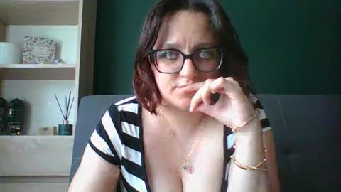 Paris online show from July 28, 2026, 11:17 am