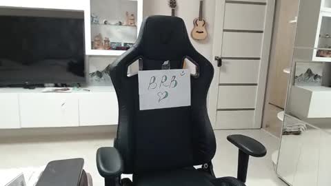 Irwi Tomboy online show from January 31, 2025, 6:47 pm