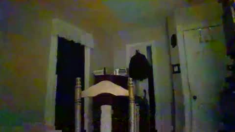 Snapshot of irwinsinger chatting on February 22, 2026, 5:51 am irwinsinger online show from February 22, 2026, 5:51 am