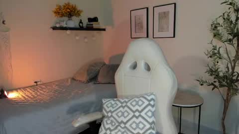 Snapshot of isa_____ chatting on May 3, 2026, 12:38 am isa_____ online show from May 3, 2026, 12:38 am