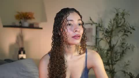 Snapshot of isa_____ chatting on June 7, 2026, 6:22 pm isa_____ online show from June 7, 2026, 6:22 pm
