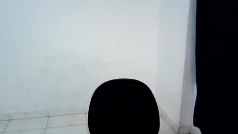 isa_bellaxx23 online show from July 20, 2026, 11:40 pm