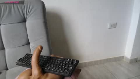 Snapshot of isa_hall chatting on May 6, 2026, 8:25 pm Isabella Hall online show from May 6, 2026, 8:25 pm