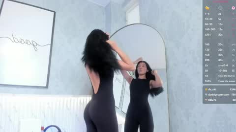 Snapshot of isa_little4u chatting on May 11, 2026, 2:45 pm online show from May 11, 2026, 2:45 pm