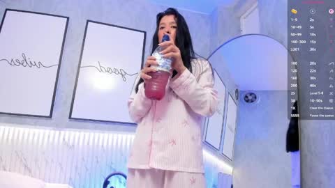 Snapshot of isa_little4u chatting on May 18, 2026, 10:21 am online show from May 18, 2026, 10:21 am
