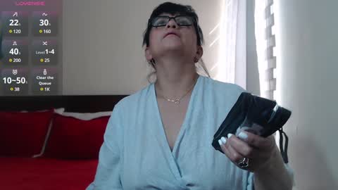 Isabeel Sofia online show from February 7, 2025, 7:49 pm