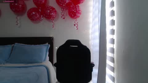 Isabeel Sofia online show from February 11, 2025, 5:40 pm