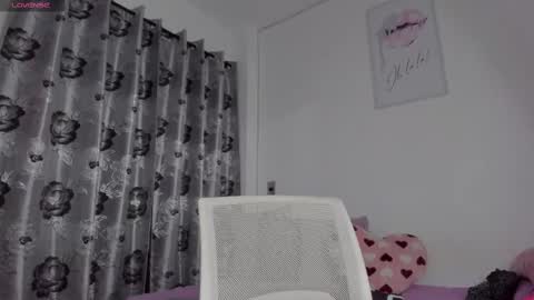 isabela duran online show from September 30, 2025, 5:56 am