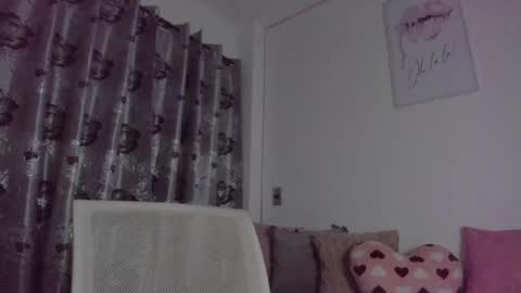 isabela duran online show from November 8, 2025, 2:45 am