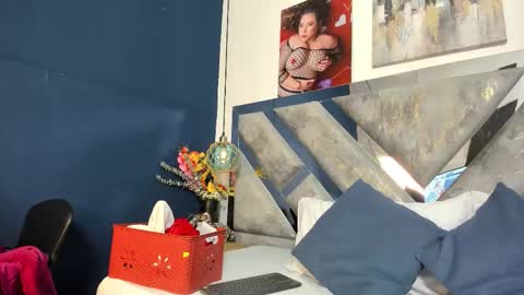 Mommy Isa online show from January 18, 2026, 5:44 am