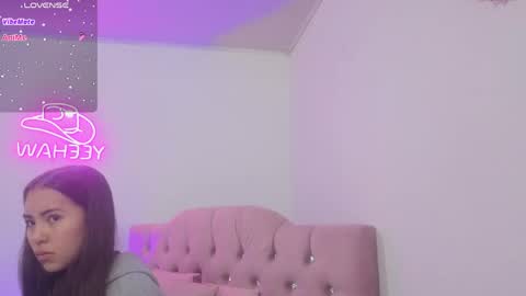 Snapshot of isabela_tay chatting on April 24, 2026, 11:34 am ISABELA online show from April 24, 2026, 11:34 am