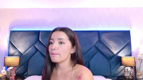 IsabelaCampbell online show from May 27, 2026, 1:57 am