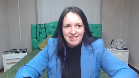 Snapshot of isabelblackberry chatting on December 15, 2024, 10:50 am IsabelBlackberry online show from December 15, 2024, 10:50 am