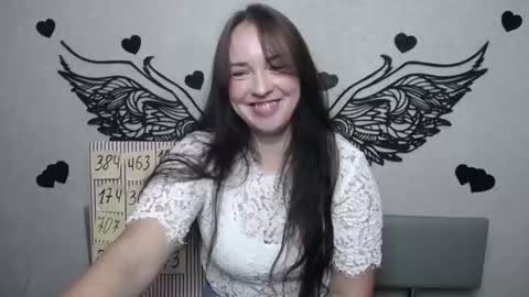 IsabelBlackberry online show from July 24, 2026, 5:38 am