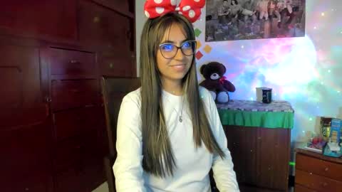 Isabella22 1 online show from January 31, 2025, 3:41 am