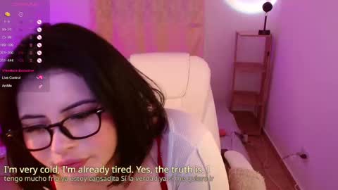 Snapshot of isabella_669 chatting on January 18, 2025, 9:24 am isabella online show from January 18, 2025, 9:24 am