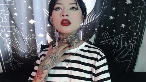    online show from January 31, 2025, 8:22 pm