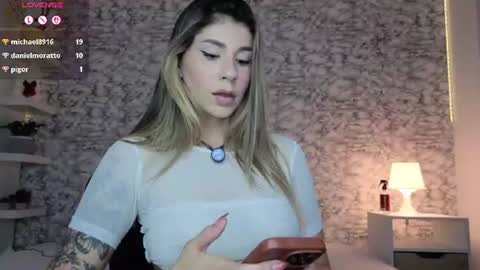 Snapshot of isabella_bliss chatting on July 23, 2026, 1:58 am isabella_bliss online show from July 23, 2026, 1:58 am