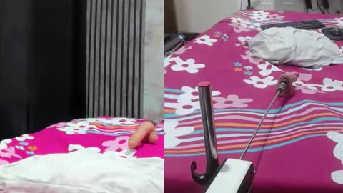 isabella_castro2 online show from March 22, 2026, 3:21 am