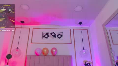 Snapshot of isabella_cherry_ chatting on November 28, 2025, 6:05 am Isa Online 11pm to 5am Colombia time online show from November 28, 2025, 6:05 am