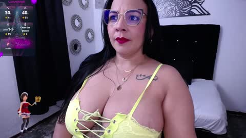 Isabella Di Prinzio online show from January 7, 2025, 1:06 am