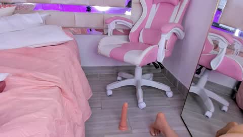 Snapshot of isabella_gomez11 chatting on January 12, 2025, 7:31 pm isabella_gomez11 online show from January 12, 2025, 7:31 pm