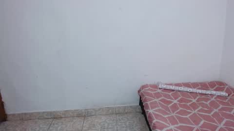 Snapshot of isabella_hots chatting on October 21, 2025, 11:11 am estefania online show from October 21, 2025, 11:11 am